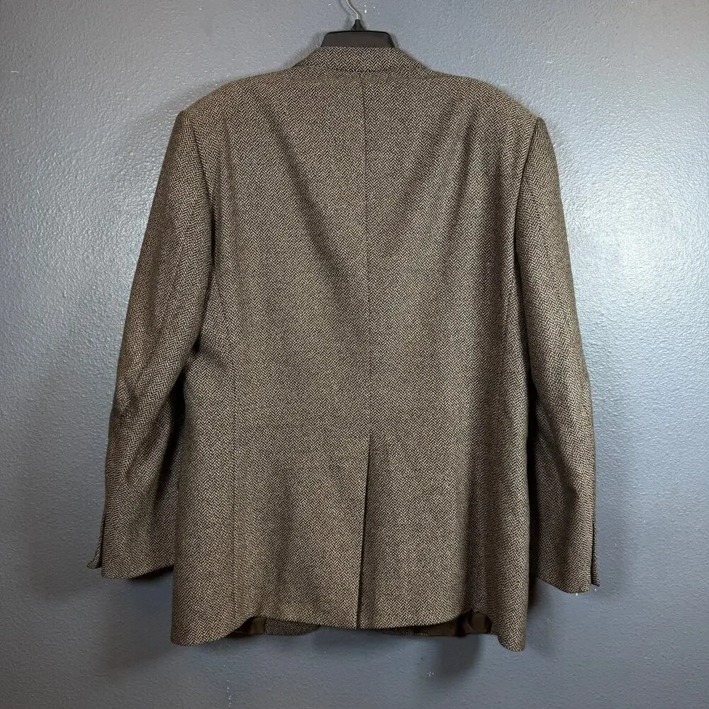 Ermenegildo Zegna eu56 men’s Beige suit jacket 20% Cashmere/80% Wool 2 dots